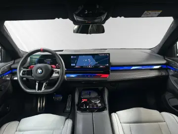 M5 Limousine  Daytonaviolett  MDriver'sPackage