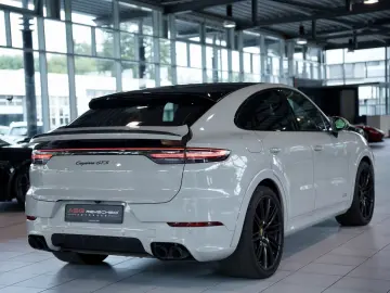 Porsche Cayenne Coupe GTS