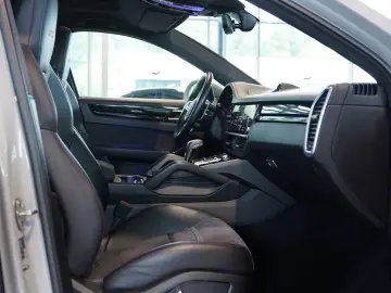 Porsche Cayenne Coupe GTS