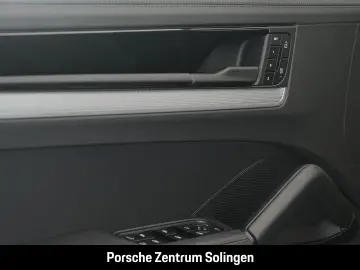 Cayenne E-Hybrid Coupe Beifahrerdisplay 21'' BOS