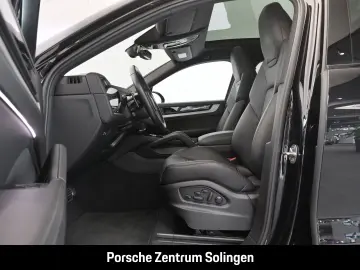 Cayenne E-Hybrid Coupe Beifahrerdisplay 21'' BOS