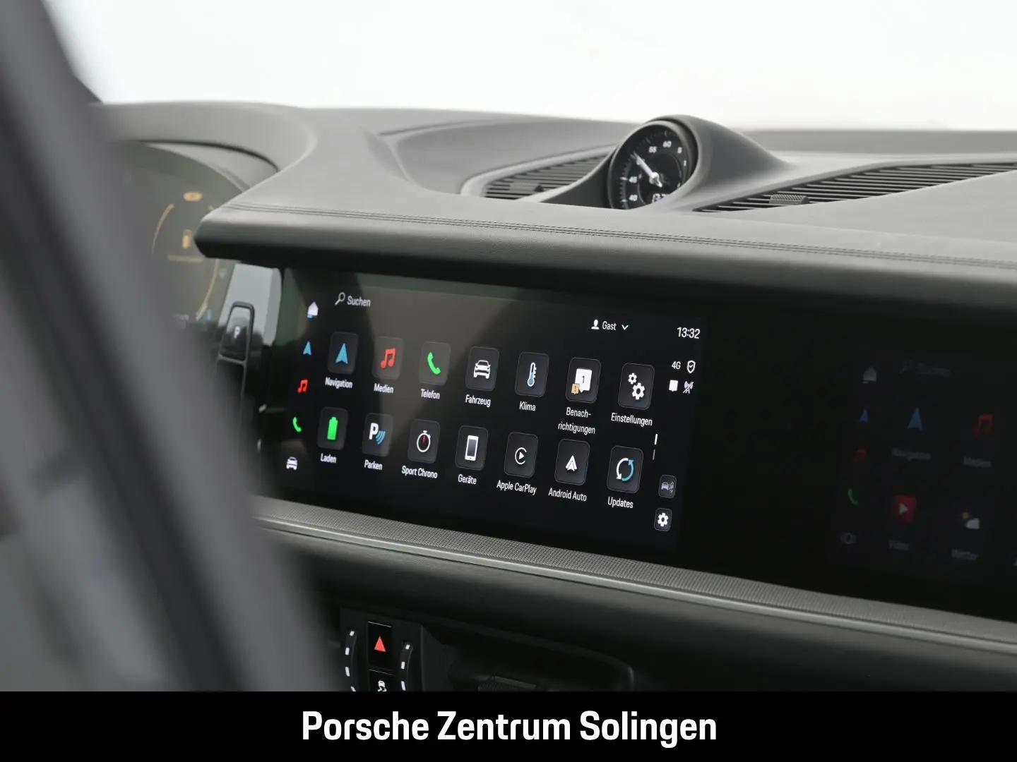 Cayenne E-Hybrid Coupe Beifahrerdisplay 21'' BOS