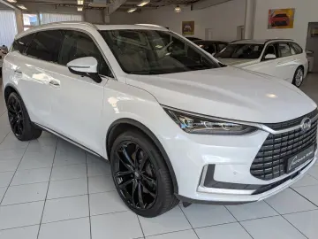 TANG Tang 380 kW Flagship 4WD  Leder Pano-Dach