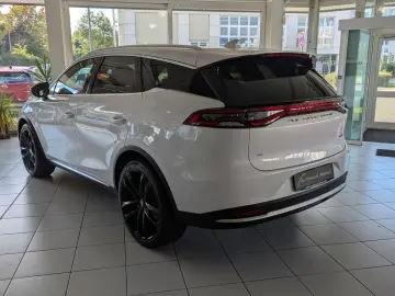 TANG Tang 380 kW Flagship 4WD  Leder Pano-Dach