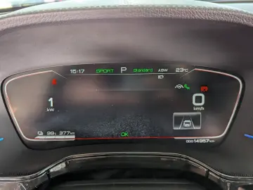 TANG Tang 380 kW Flagship 4WD  Leder Pano-Dach