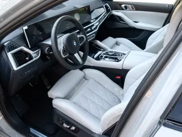 BMW X6 30d M SPORT. LUFTF. PANO