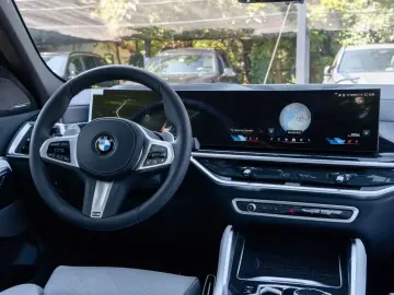 BMW X6 30d M SPORT. LUFTF. PANO