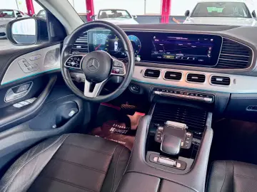 GLE 400d Coupe AMG Paket Pano Luft Burmester 21