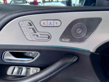 GLE 400d Coupe AMG Paket Pano Luft Burmester 21