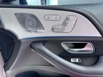 GLE 400d Coupe AMG Paket Pano Luft Burmester 21