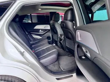 GLE 400d Coupe AMG Paket Pano Luft Burmester 21