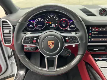 Porsche Cayenne CAYENNE COUPE PLATINUM EDITION