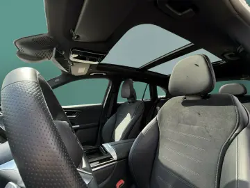 GLC 300 4M AMG NIGHT PANO BURME 360  HUD MEMORY