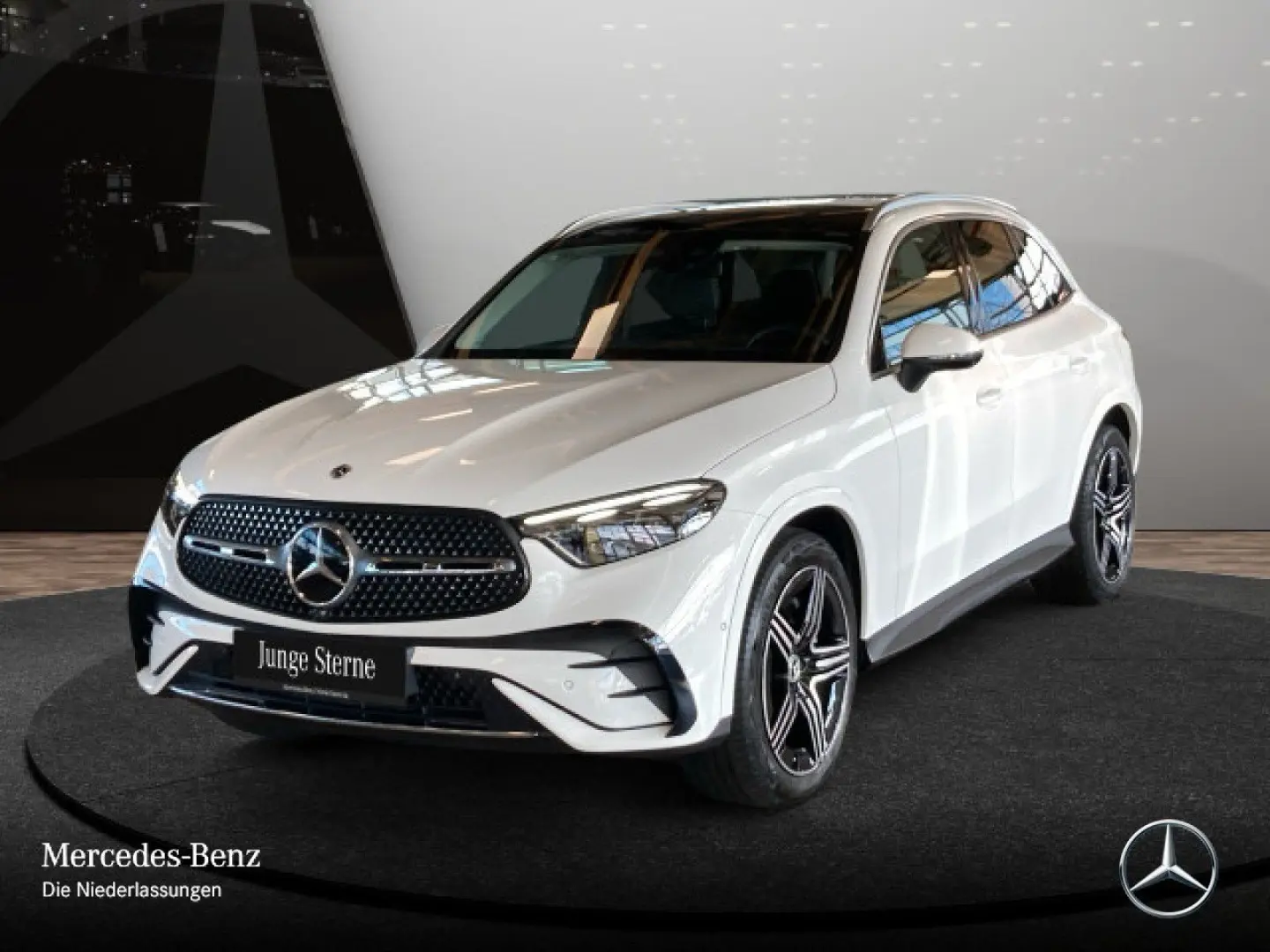 GLC220d 4M AMG Advanced  Pano AHK Distr 20
