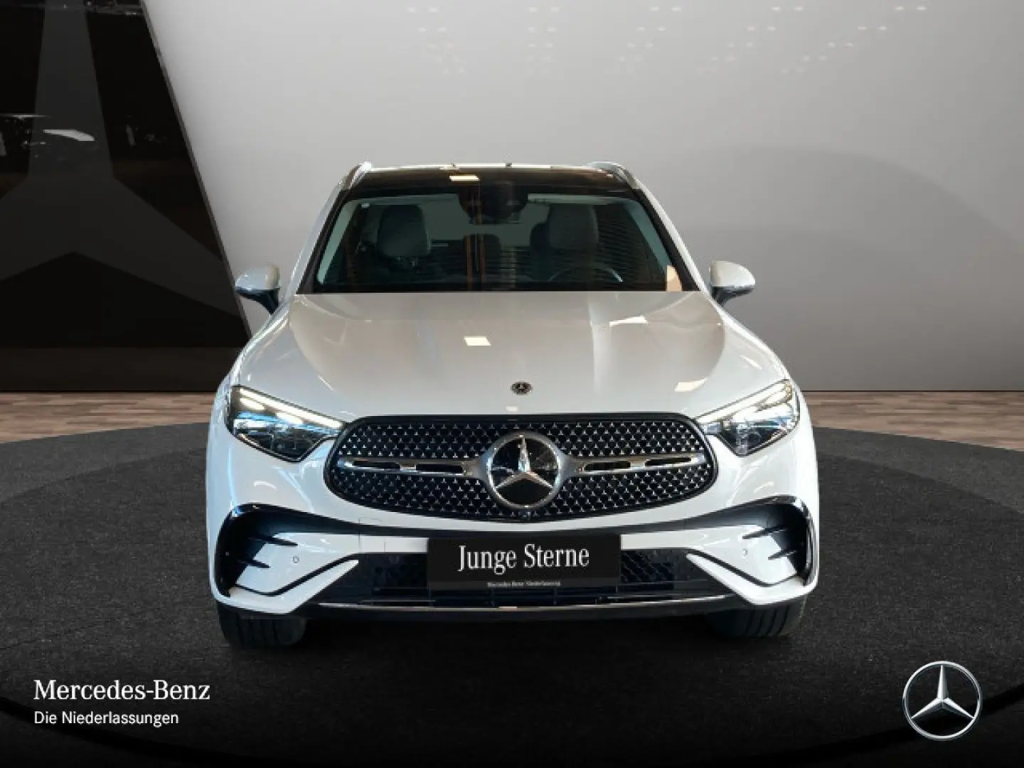 GLC220d 4M AMG Advanced  Pano AHK Distr 20