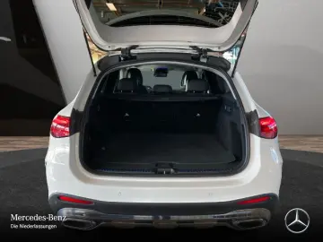 GLC220d 4M AMG Advanced  Pano AHK Distr 20