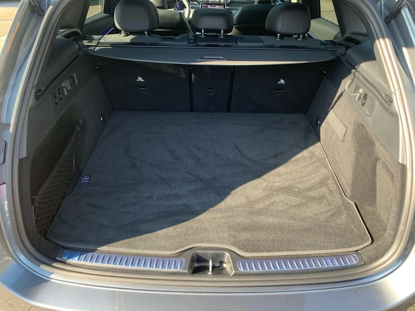 GLC 220 d 4MATIC AMG PREMIUM PLUs Pano Dist Bur.