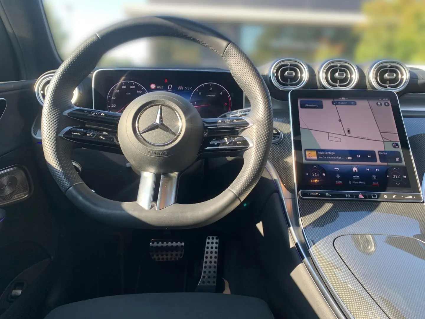 GLC 220 d 4MATIC AMG PREMIUM PLUs Pano Dist Bur.