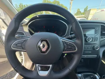 Renault Megane TCE 114 GPF Life