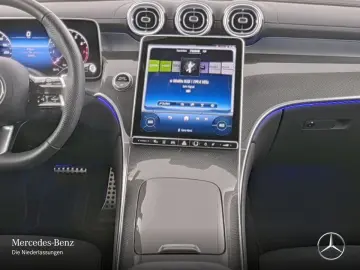 GLC 300 4M AMG PANO AHK DIGITAL Distronic MEMORY