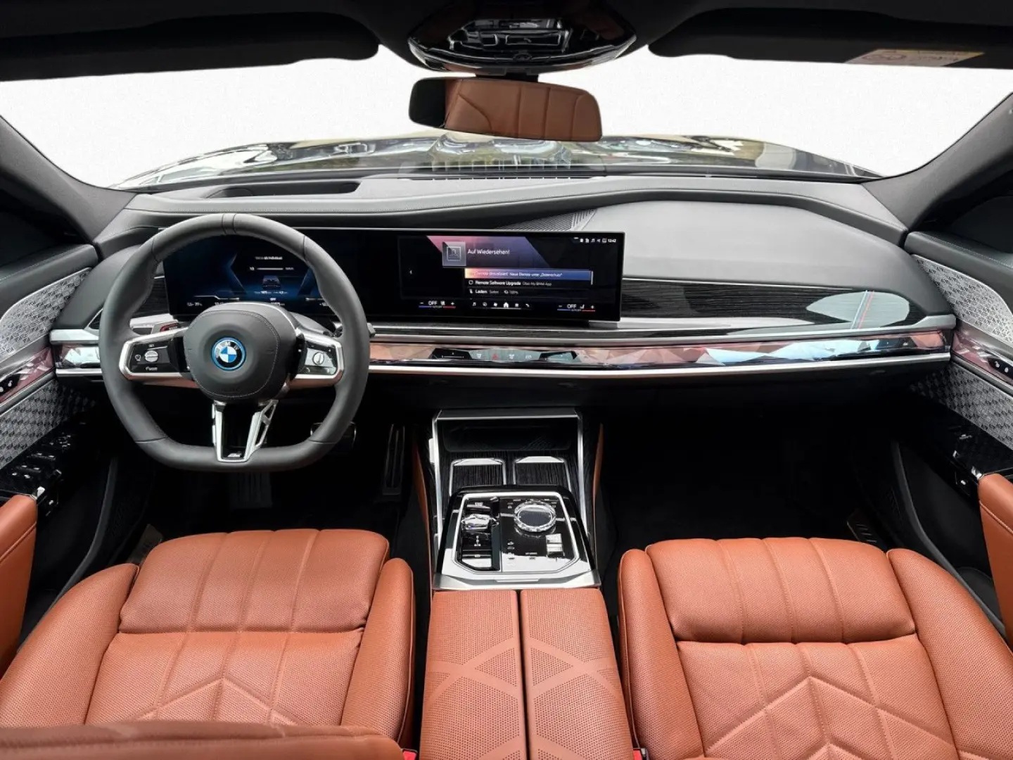 BMW i7 xDr60
