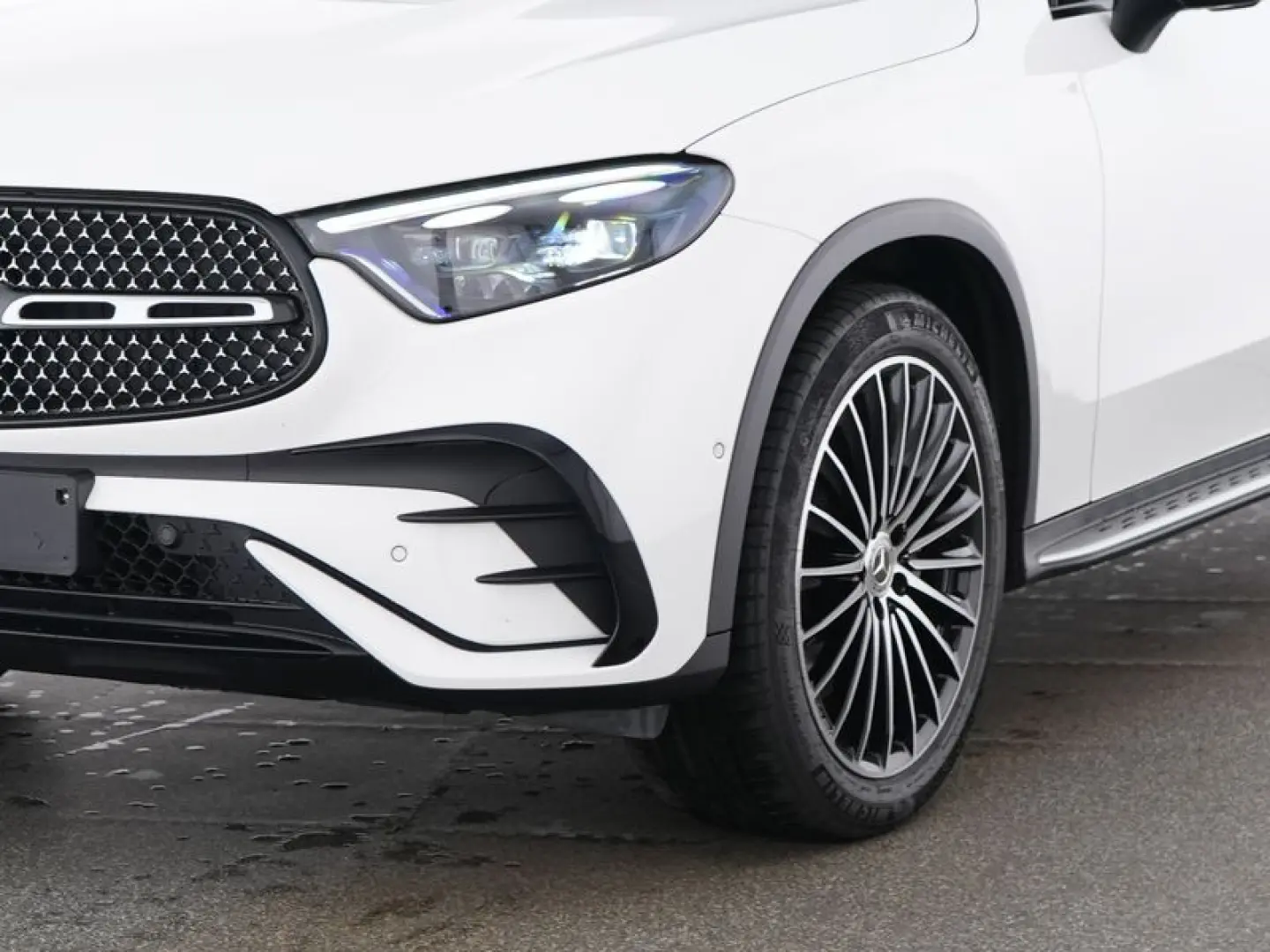 GLC 300 4M AMG-Sport DIGITAL 360 Pano AHK Night