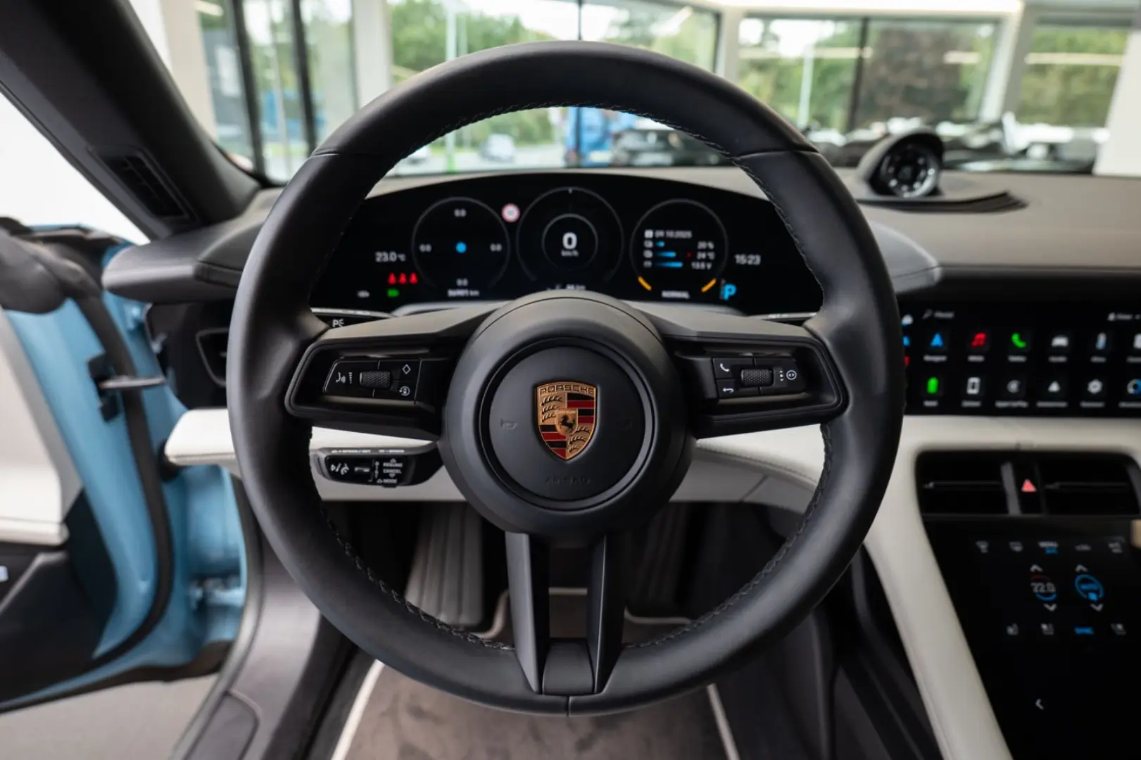 Taycan 4 Cross Turismo