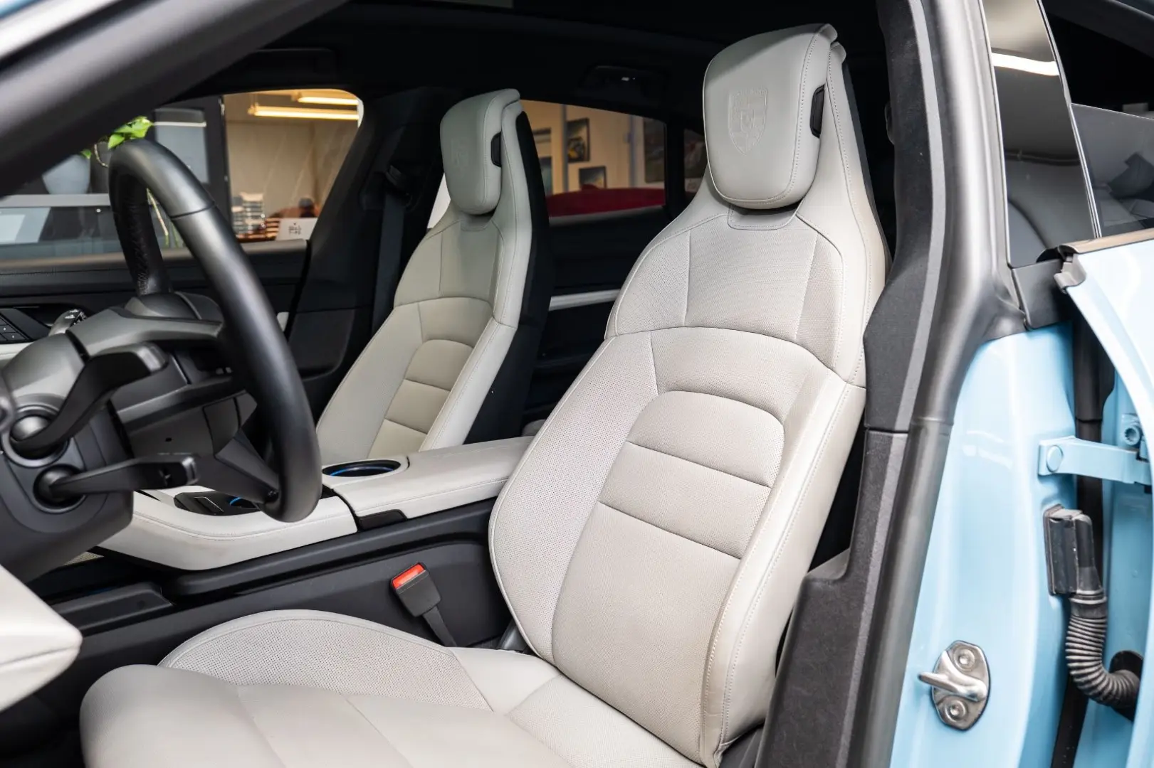 Taycan 4 Cross Turismo