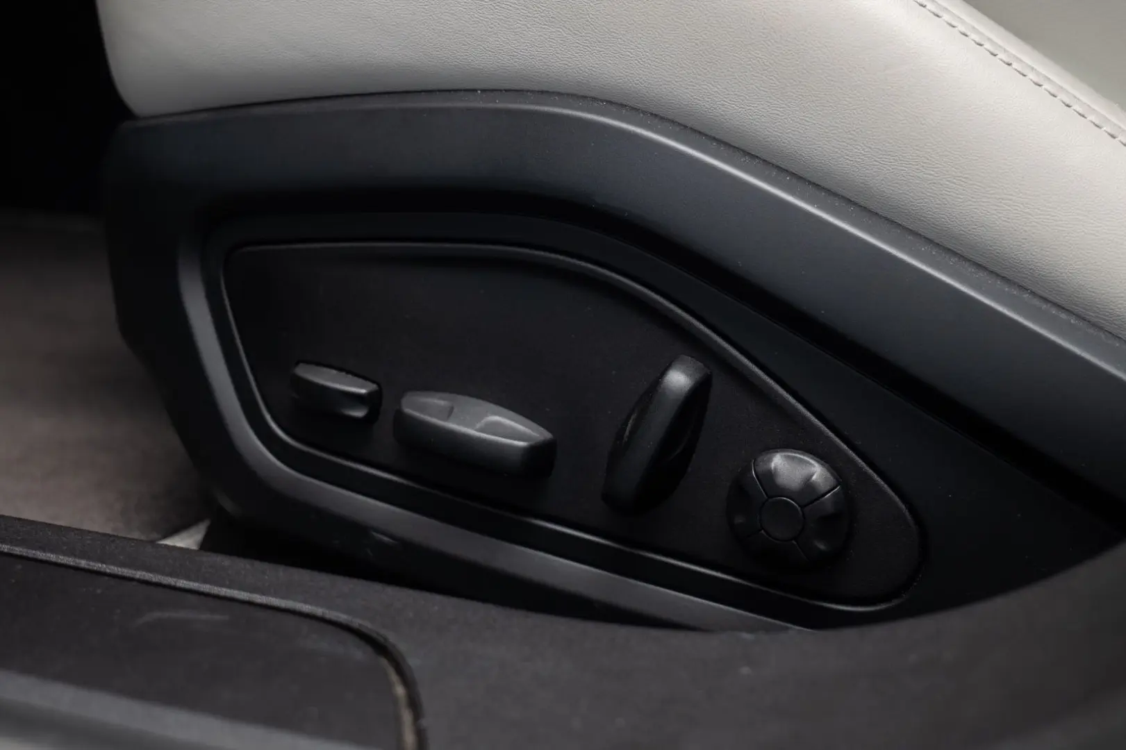 Taycan 4 Cross Turismo