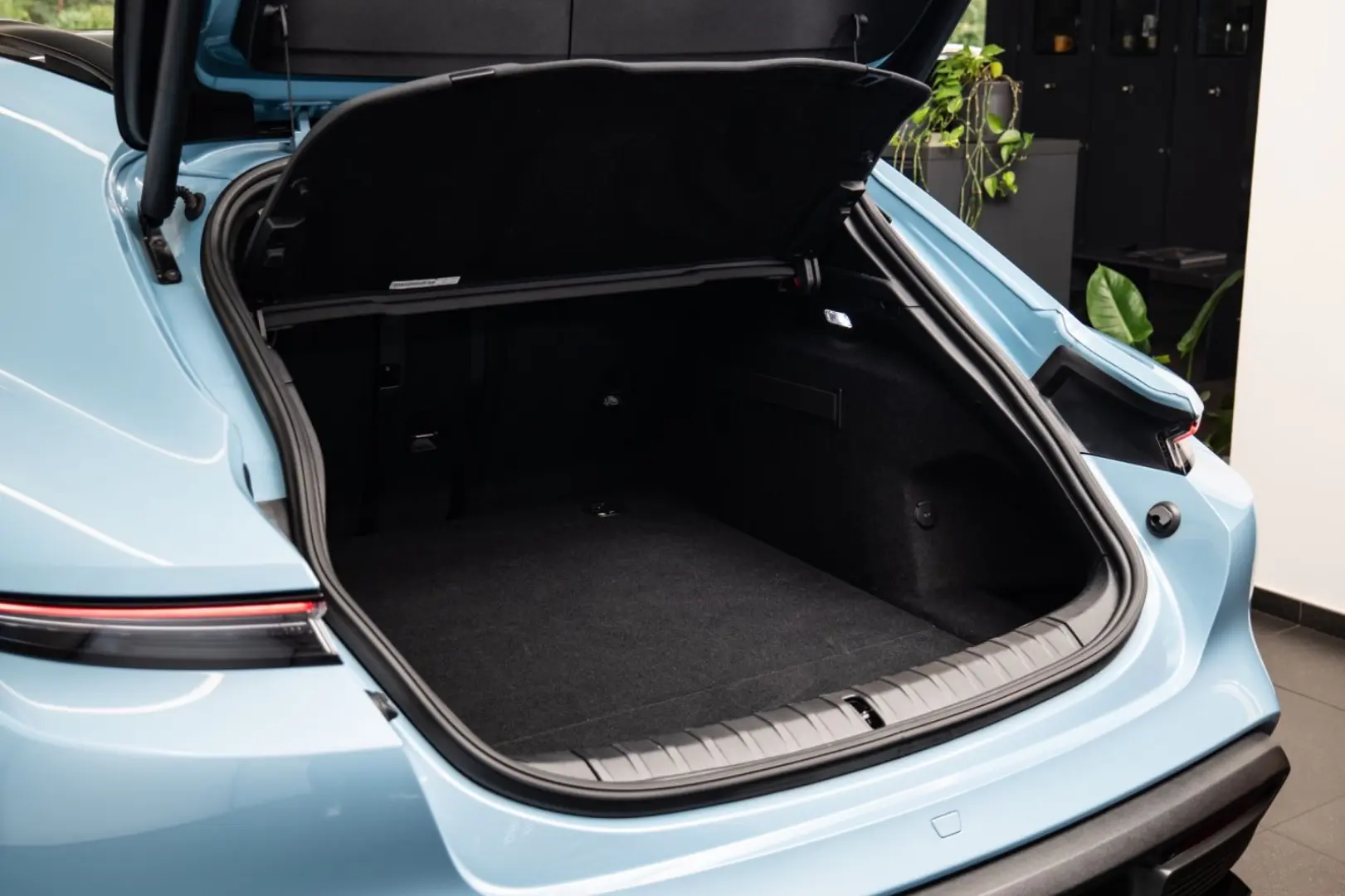 Taycan 4 Cross Turismo