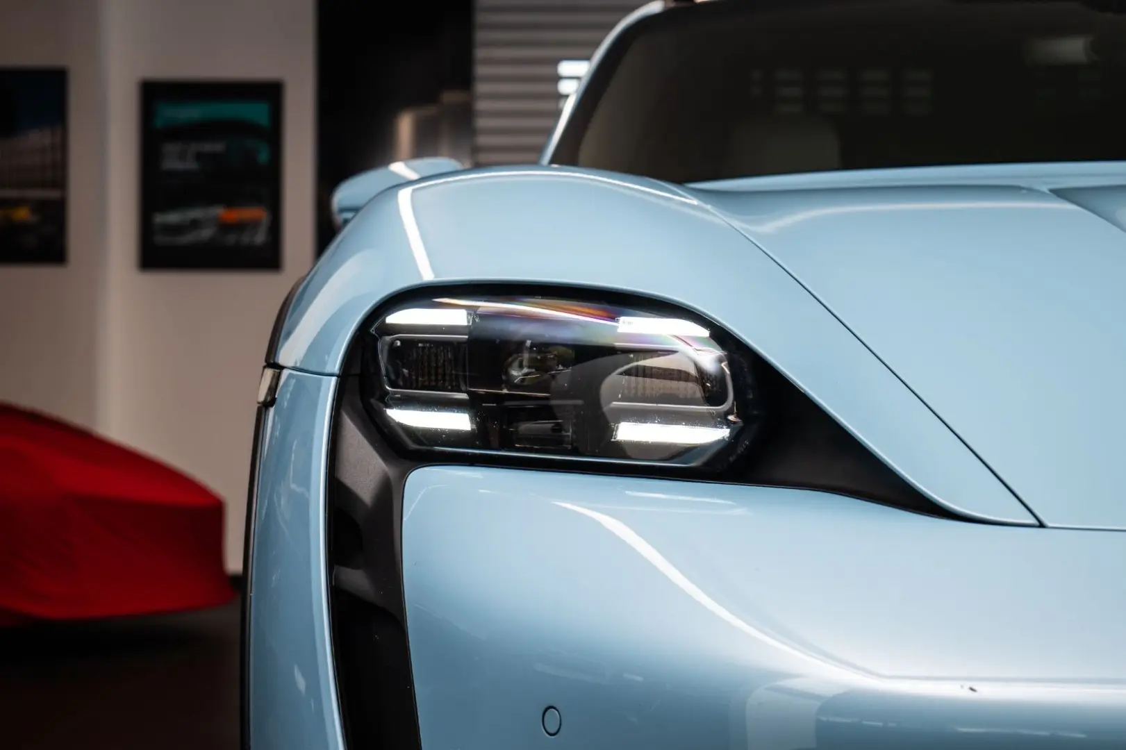 Taycan 4 Cross Turismo