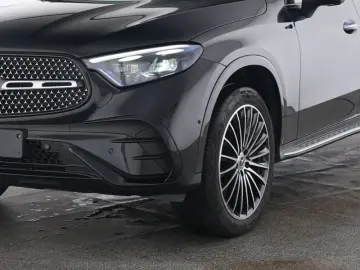 GLC 400 e 4M   BURM AMG NIGHT DISTR SPUR 360