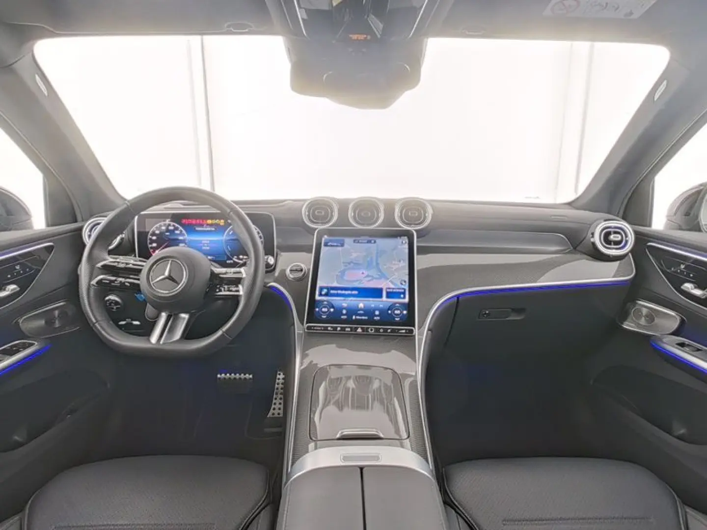 GLC 400 e 4M   BURM AMG NIGHT DISTR SPUR 360