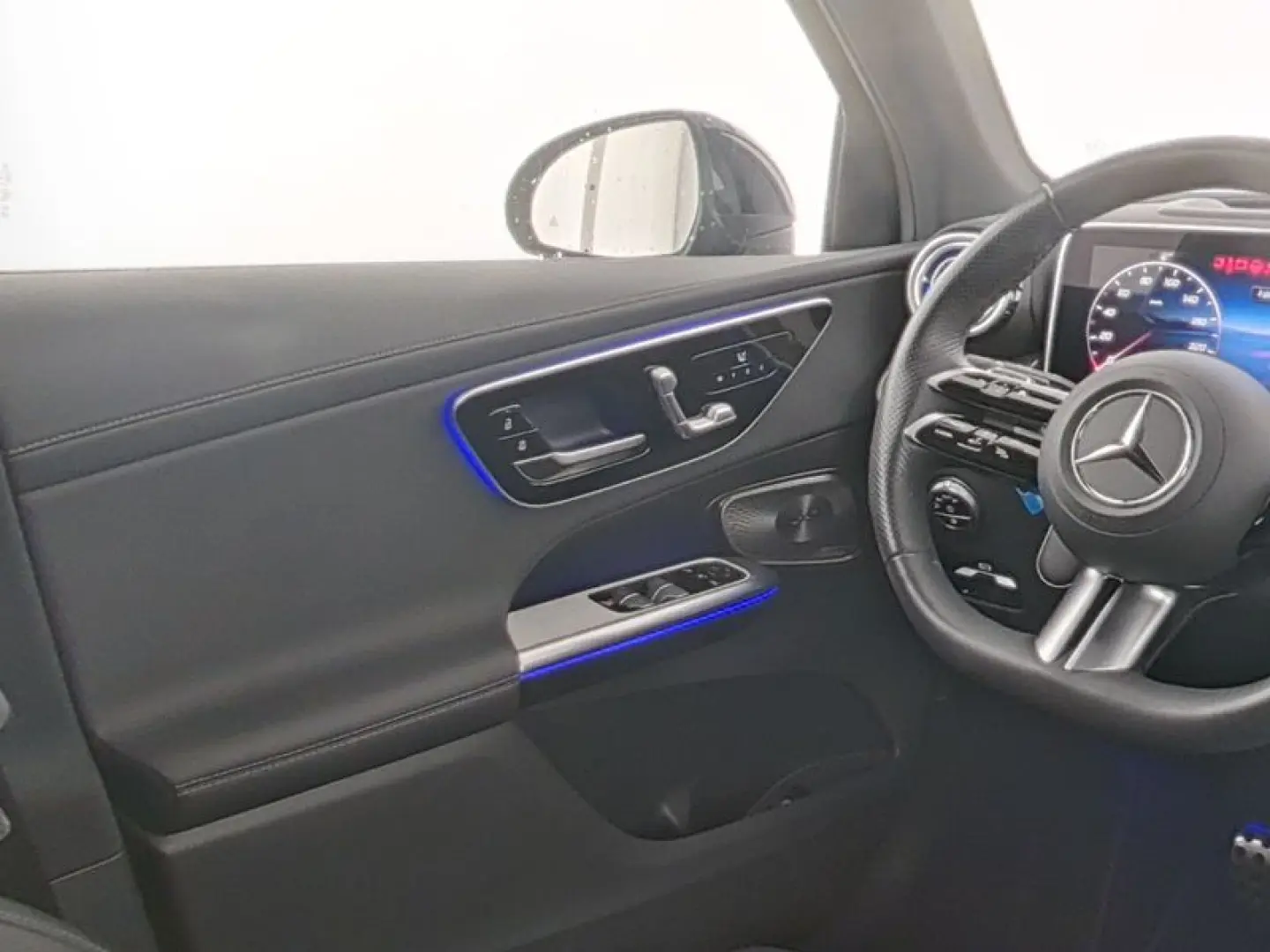 GLC 400 e 4M   BURM AMG NIGHT DISTR SPUR 360