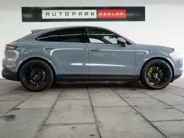 Cayenne Coupe E-Hybrid P-Display SpAbgas AHK 18W