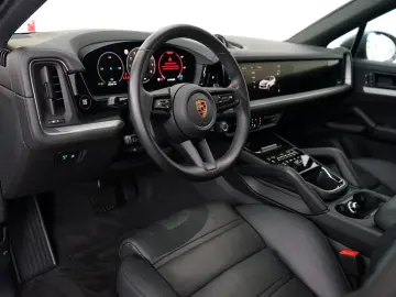 Cayenne Coupe E-Hybrid P-Display SpAbgas AHK 18W