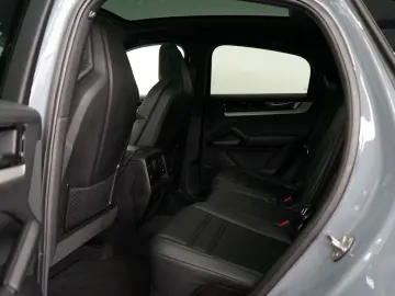 Cayenne Coupe E-Hybrid P-Display SpAbgas AHK 18W