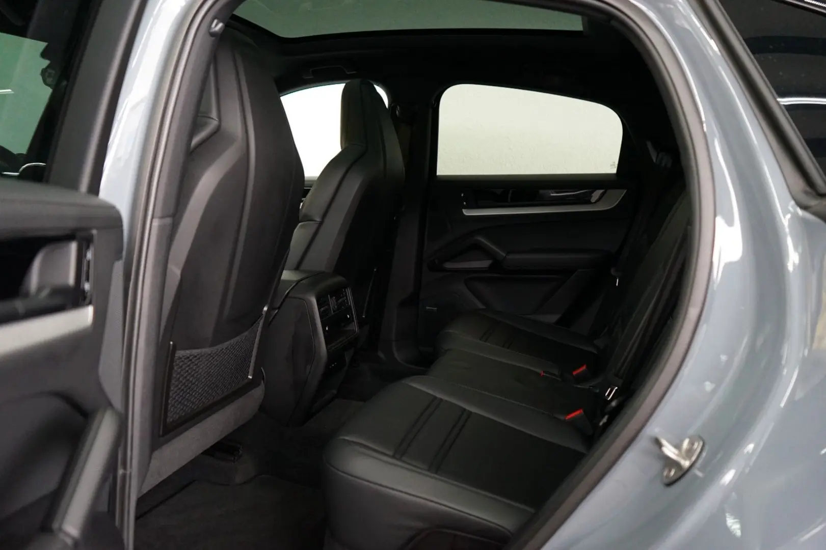 Cayenne Coupe E-Hybrid P-Display SpAbgas AHK 18W