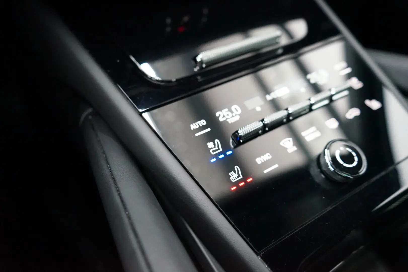 Cayenne Coupe E-Hybrid P-Display SpAbgas AHK 18W