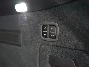 Cayenne Coupe E-Hybrid P-Display SpAbgas AHK 18W