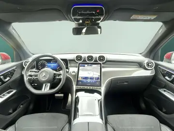 GLC 300 d 4M AMG AHK DISTRO PANO 360  MEMO EASYP