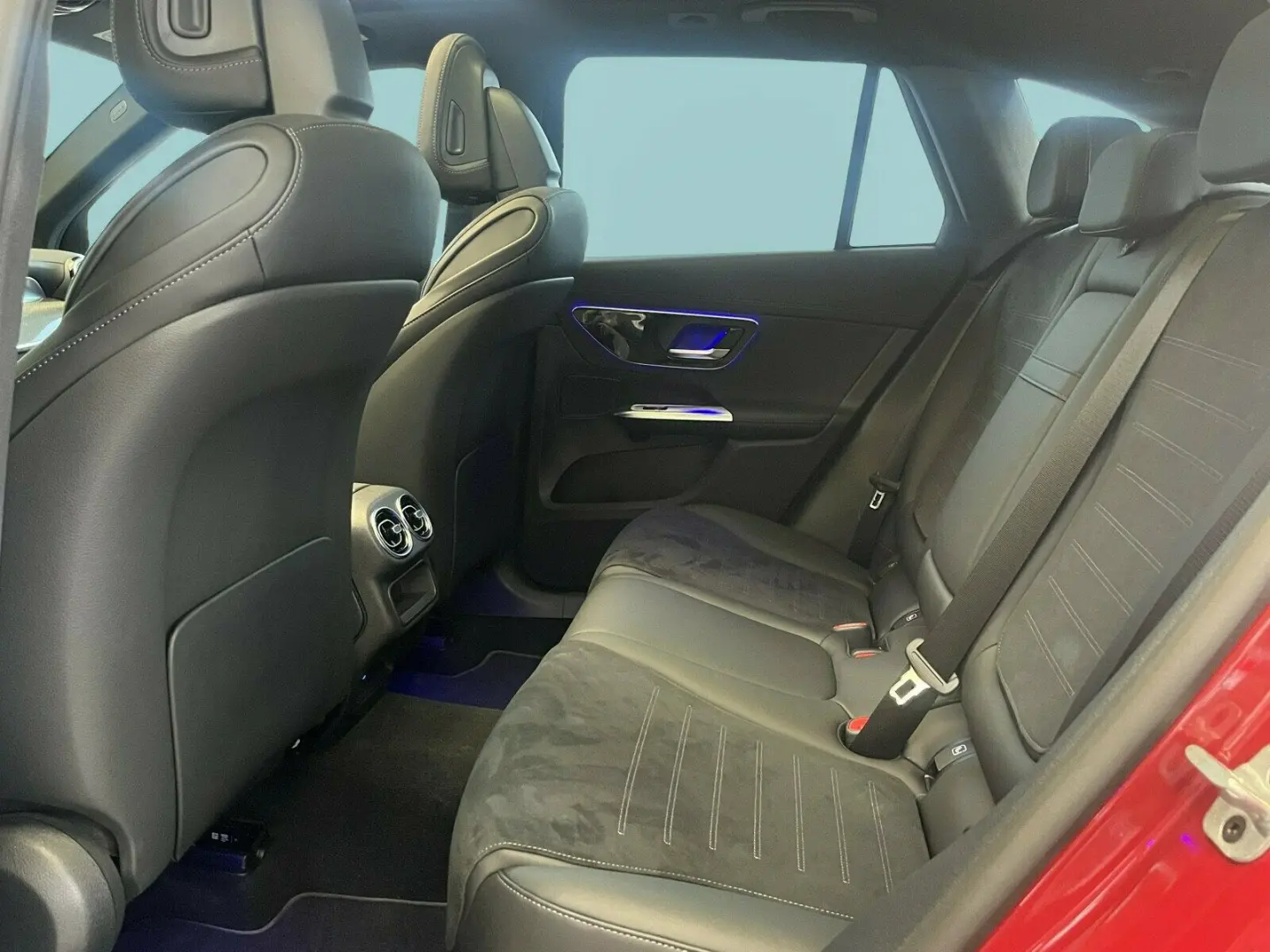 GLC 300 d 4M AMG AHK DISTRO PANO 360  MEMO EASYP