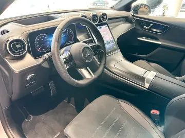 GLC 300 de 4M AMG Prem. Night DigiL Pano AHK HuD