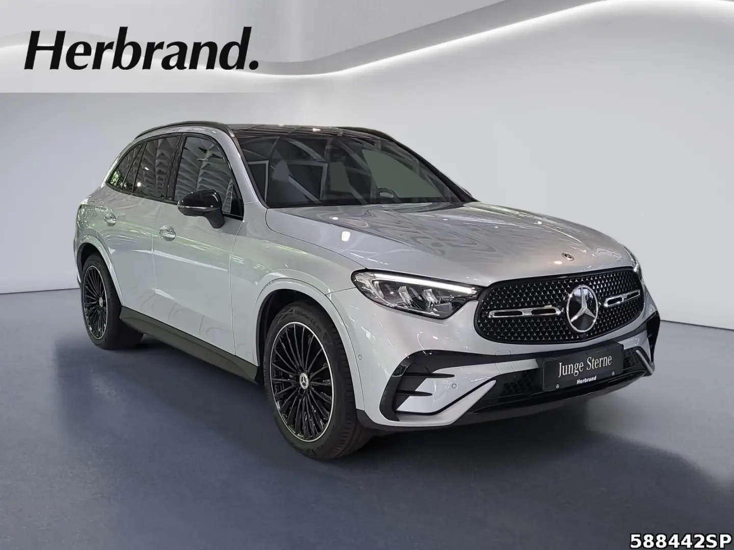 GLC 300 d 4M AMG  AHK Pano 20 Zoll Night Memory