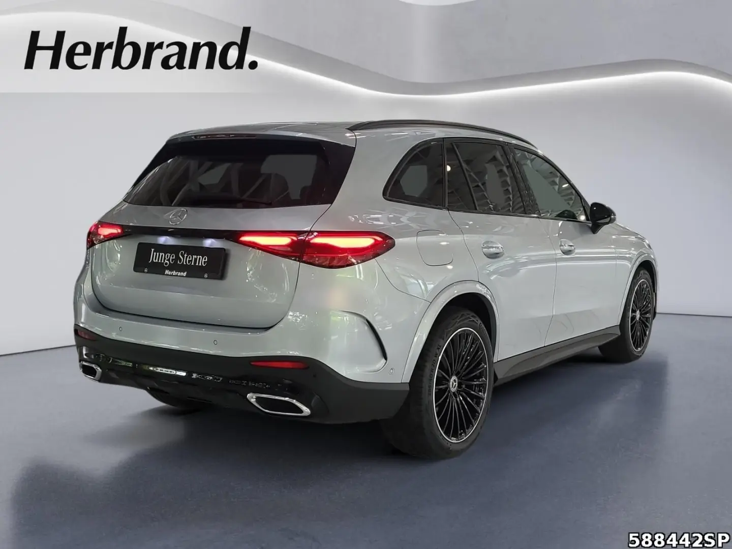 GLC 300 d 4M AMG  AHK Pano 20 Zoll Night Memory