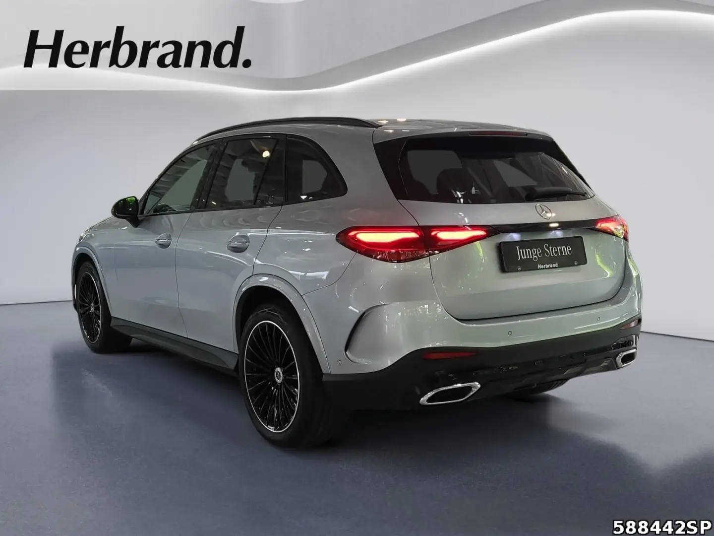 GLC 300 d 4M AMG  AHK Pano 20 Zoll Night Memory