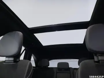 GLC 300 d 4M AMG  AHK Pano 20 Zoll Night Memory