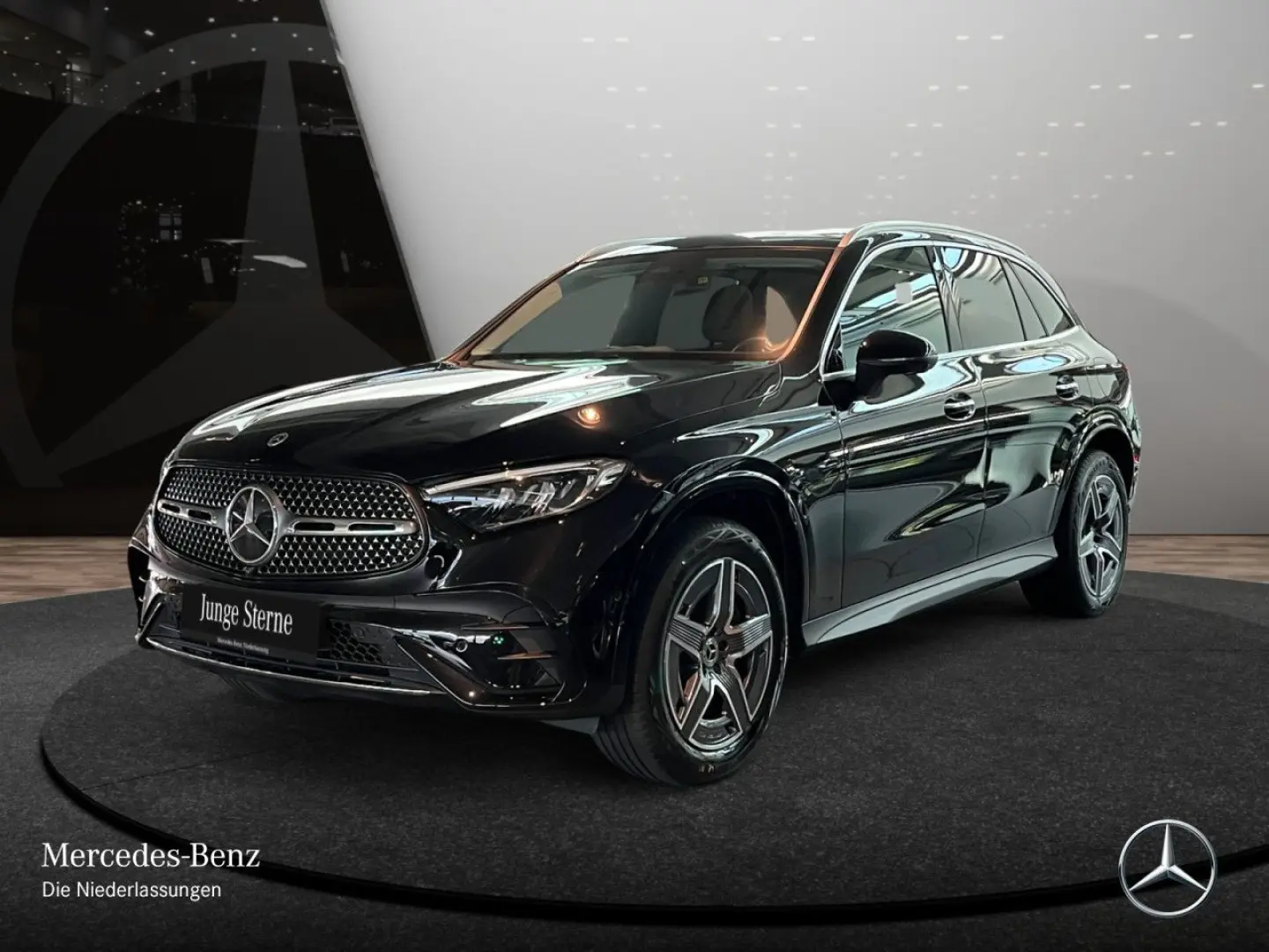 GLC 400 e 4M AMG Adv.PLUS Pano KeylGo AHK 360