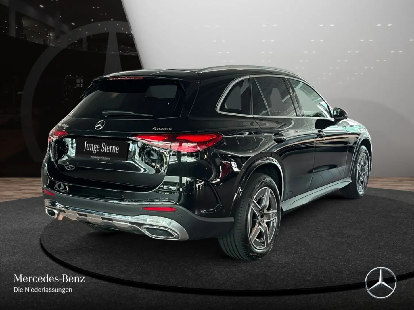 GLC 400 e 4M AMG Adv.PLUS Pano KeylGo AHK 360