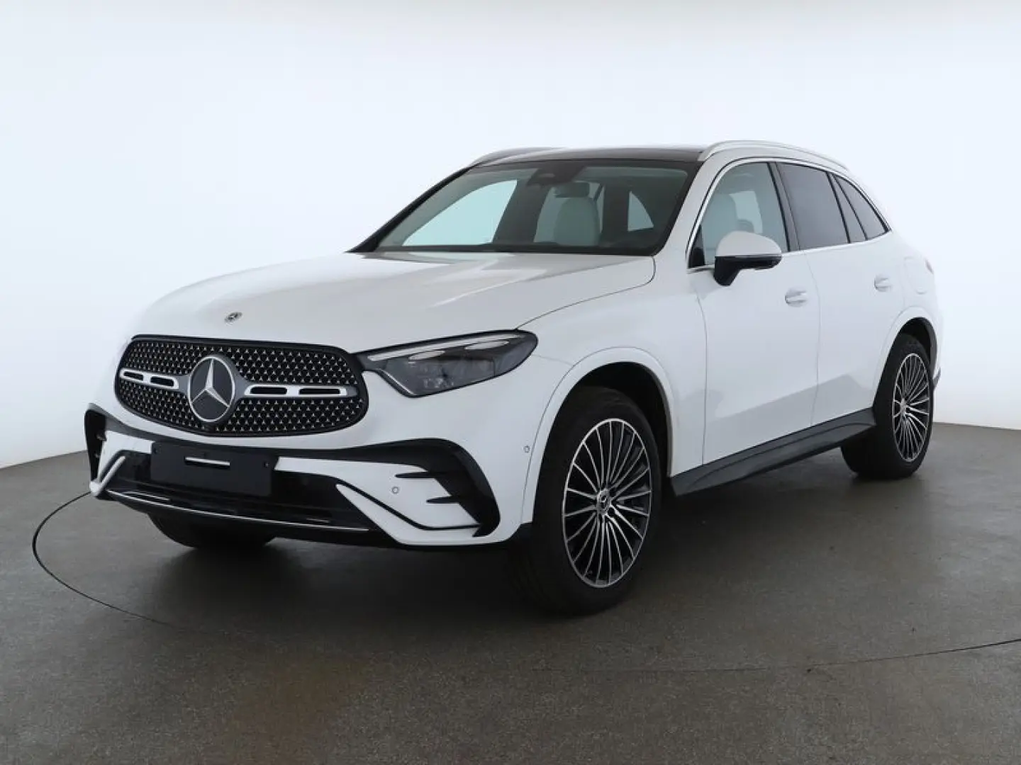 GLC 300 e 4M  AMG Line Premium  DigiLight Pano